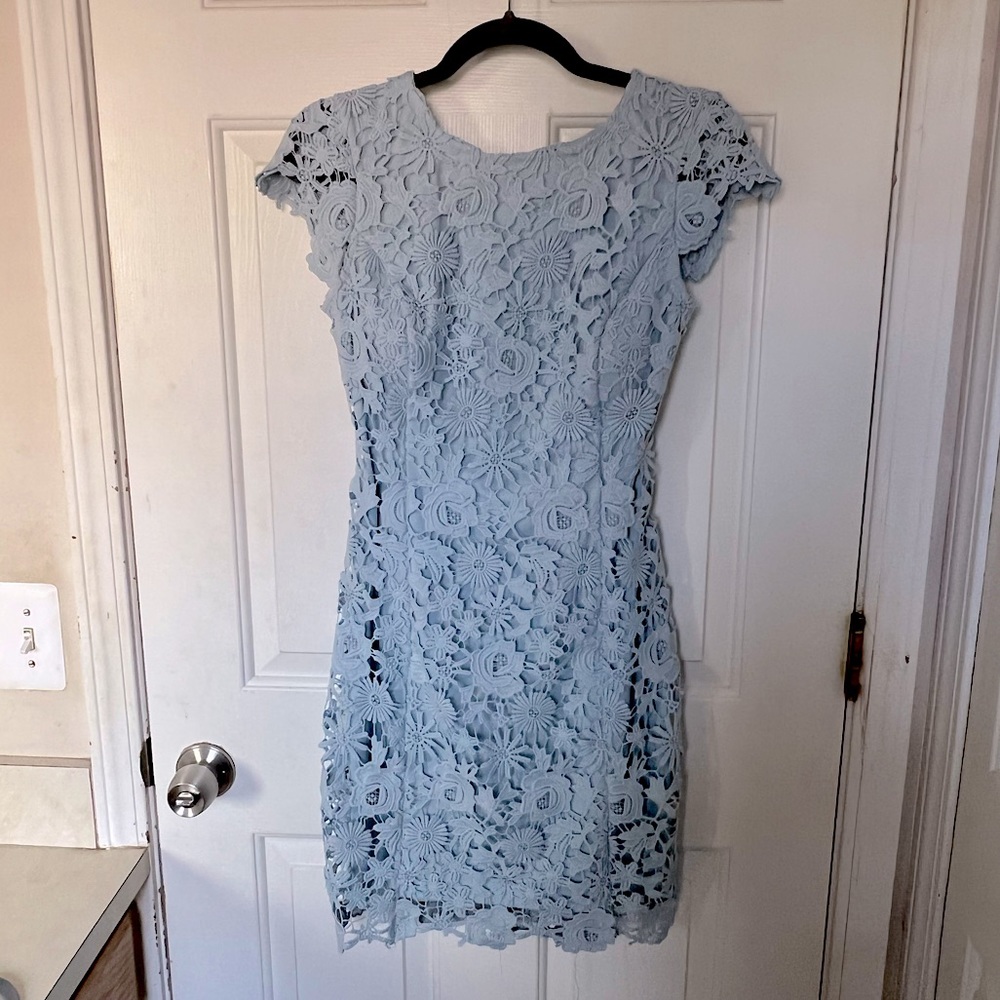 Lulus Short-Sleeve Dress: Open Back